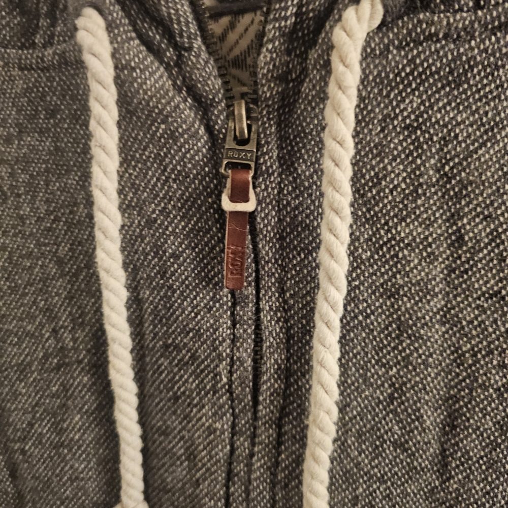 Roxy Sweater/jacket - Picture 4 of 9